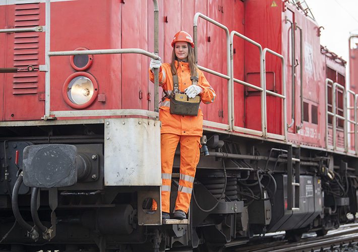 Foto DB Cargo busca personal de maniobras en España para trabajar en Alemania.